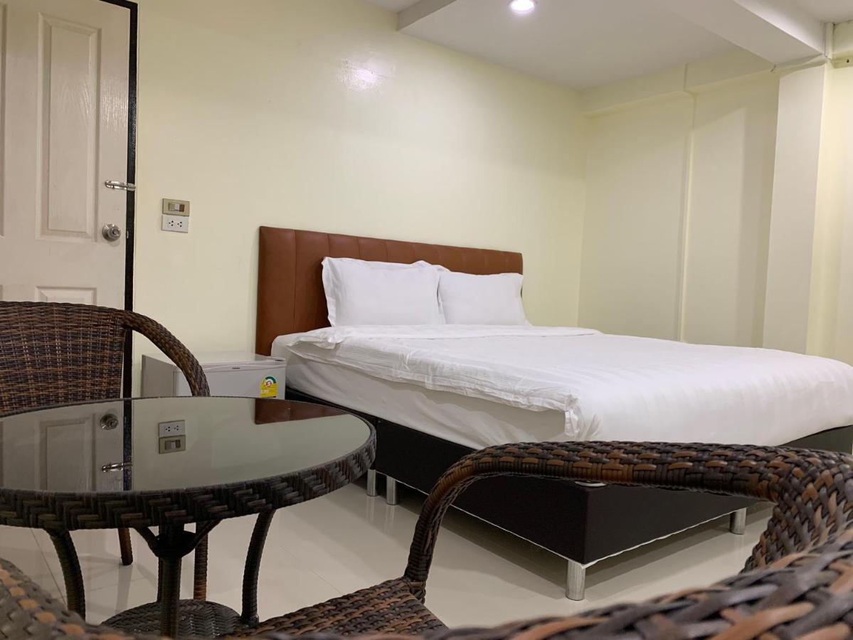 Petchsiri Room เพชรสิริรูม Ban Sai Mai Dış mekan fotoğraf